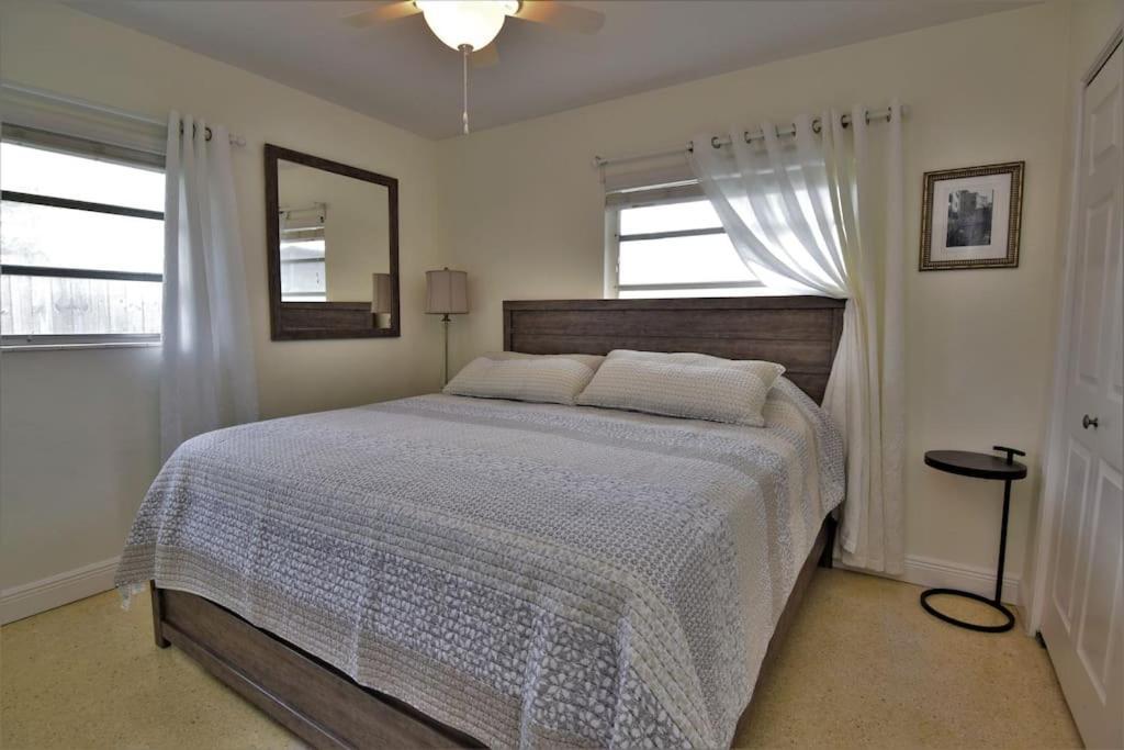 Rowena House 2Bd Den 2Bth Heated Pool Near Siesta Key Villa Sarasota Eksteriør billede